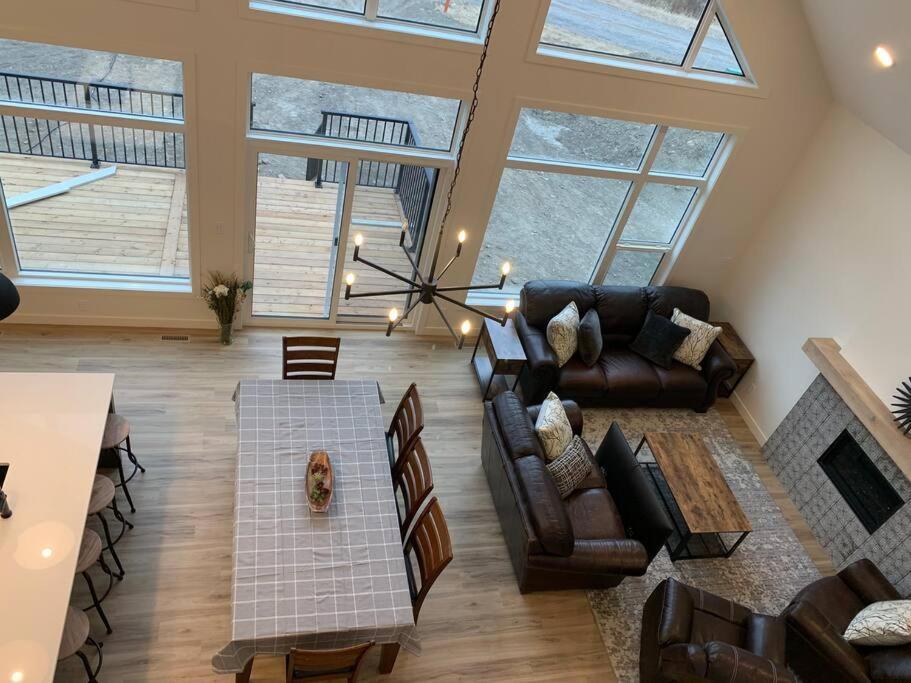 Brand New Collieries With Fireplace *